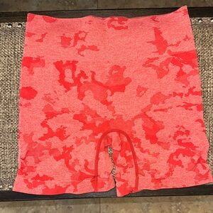 Seamless Red Camouflage Shorts